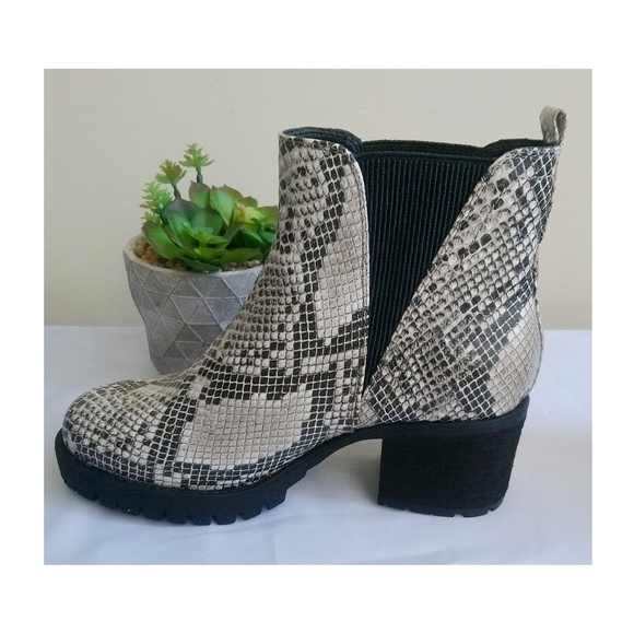 COPY - MIA Jody Snake Embossed Platform Block heel Women's Ankle Boot Sz-7M NIB - Picture 4 of 7